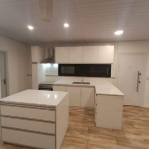 2 contenedores 40 pies HC con 1 contenedor 20 pies Hc